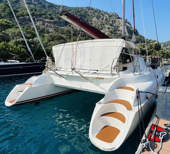 2005 FOUNTAINE PAJOT ATHENA 38
