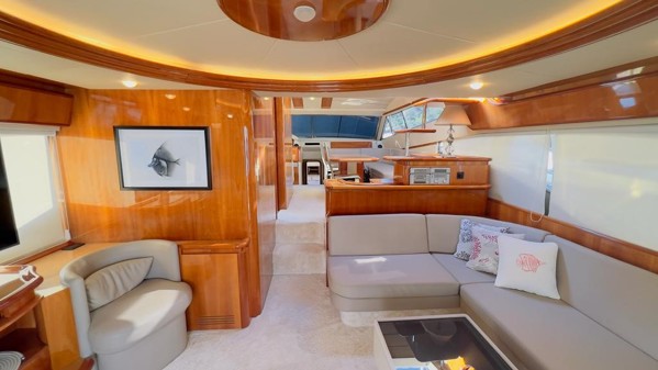 2002 FERRETTI 680 
