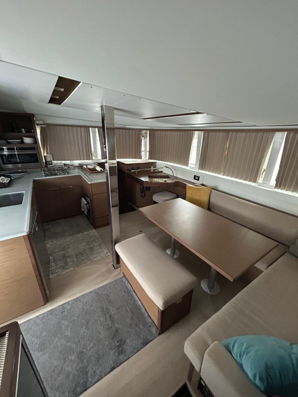 2020 LAGOON 46 OWNER'S VERSION