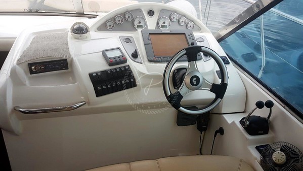 2009 BENETEAU ANTARES 12