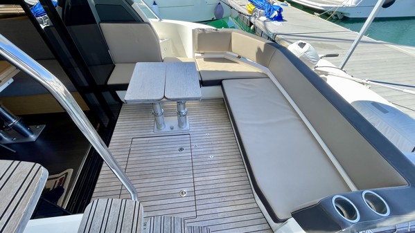 2018 BAVARIA R40