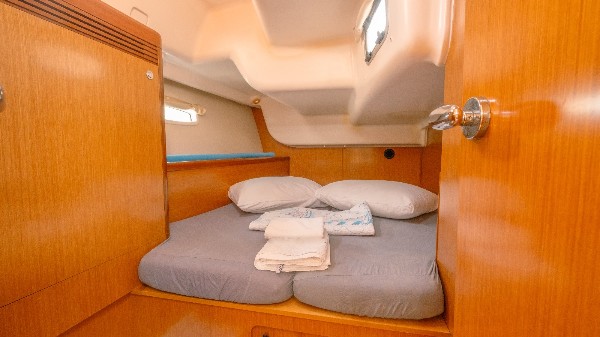 2008 BENETEAU OCEANIS 40 