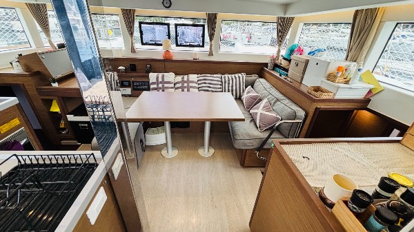 2018 LAGOON 40 OWNER'S VERSION