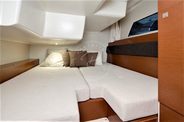 2011 PRESTIGE 350