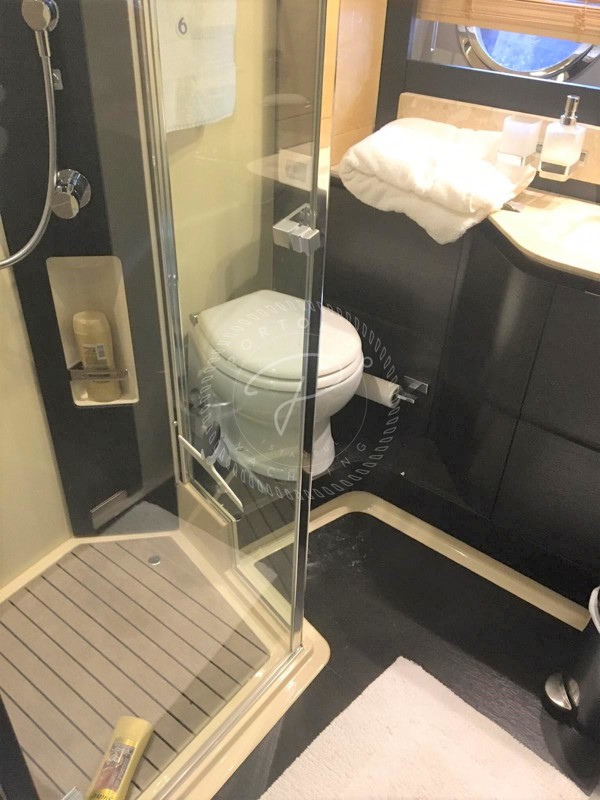 2016 AZIMUT 66 FLY