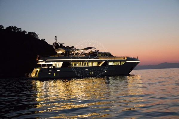 2014 HG YACHT 32M