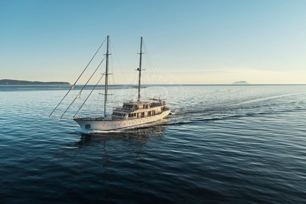 2019 CUSTOM GULET 48M