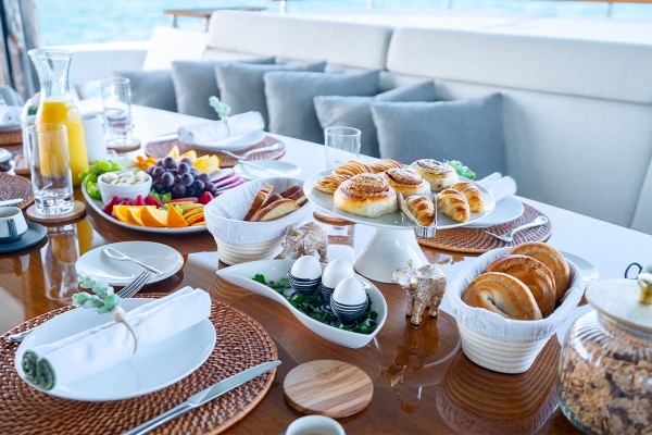 2023 MOTOR YACHT 37 M