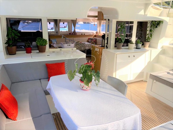2011 LAGOON 450
