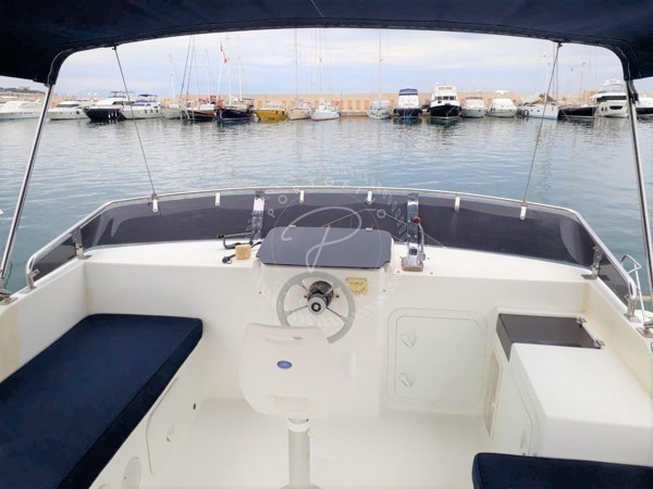 2009 LARUS 42 FLY