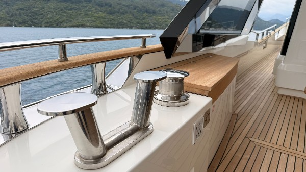 2020 MONTE CARLO YACHTS MCY 80