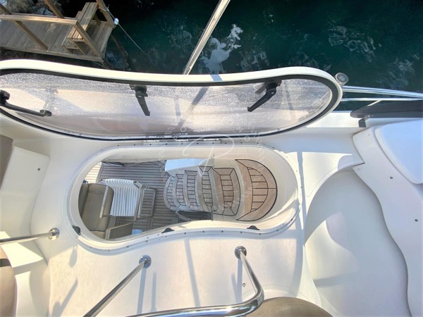 2009 AZIMUT 42
